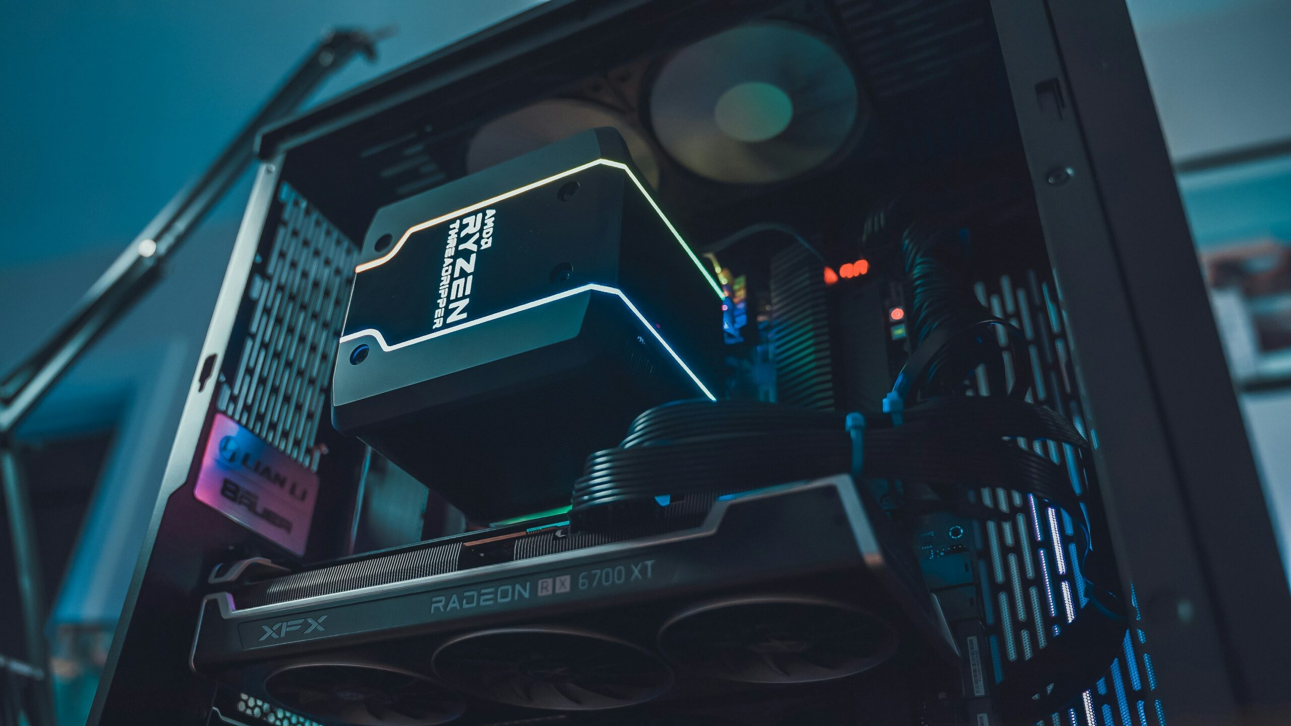 Obtenez votre PC sur mesure assemblé avec précision par nos experts.